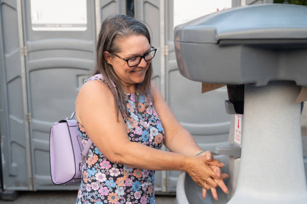 Affordable portable toilet rental in Adwolf, VA